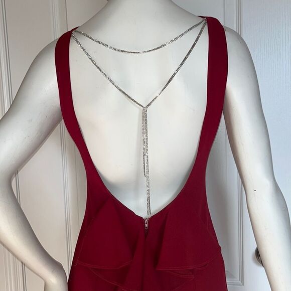 Red dress with open back/ Size 7 - Picture 7 of 9